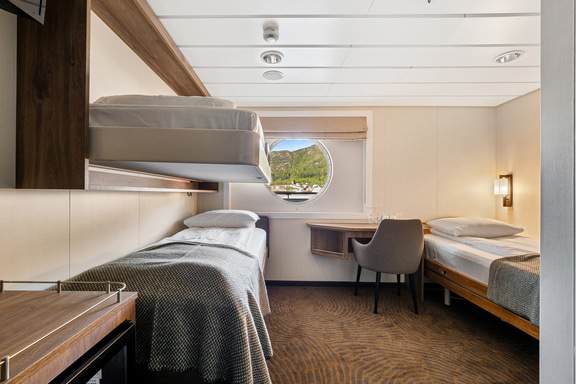 Ship accomodation